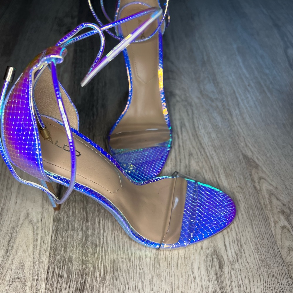 Aldo Vaycia Iridescent heel Size 7
